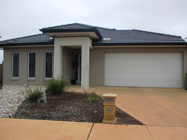32 The Esplanade, Sanctuary Lakes, VIC 3030, Sanctuary Lakes - Thumbnail 6