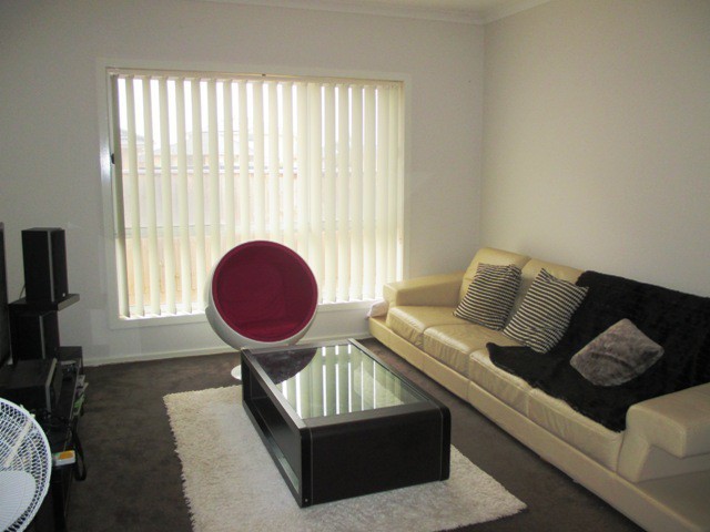 32 The Esplanade, Sanctuary Lakes, VIC 3030, Sanctuary Lakes - Thumbnail 7