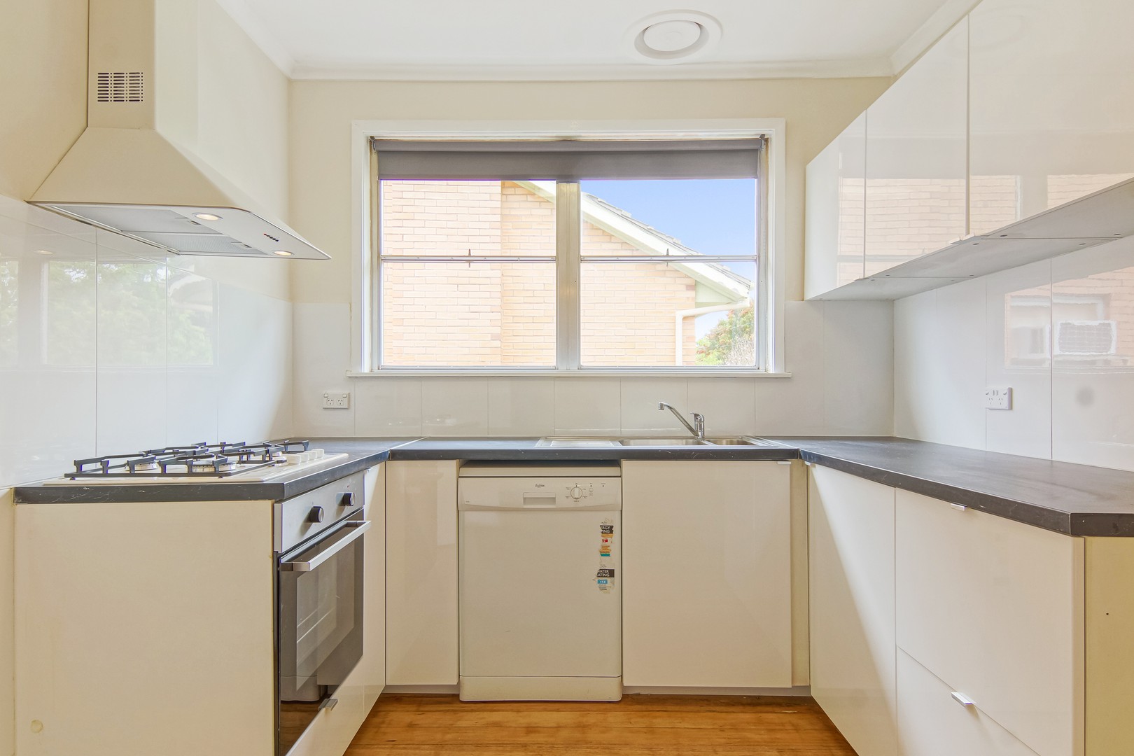 32 Vermont Avenue, Corio, VIC 3214, Corio - Thumbnail 3