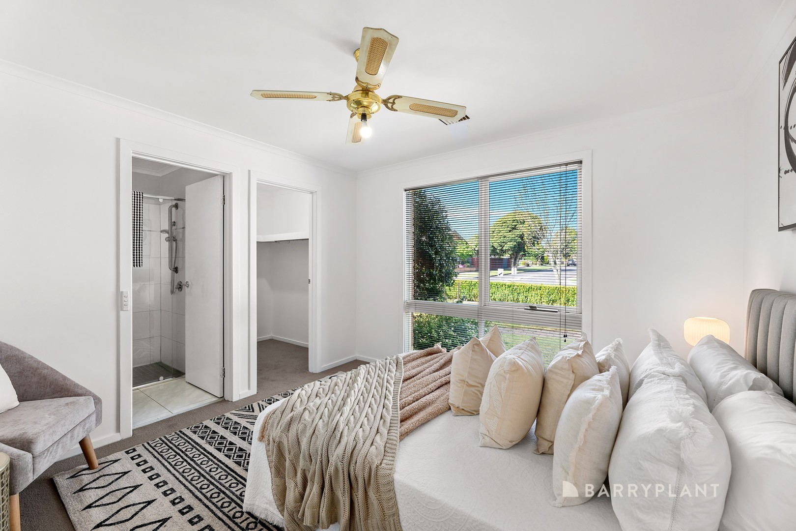 32 Veronica Crescent, Mill Park, VIC 3082, Mill Park - Thumbnail 6