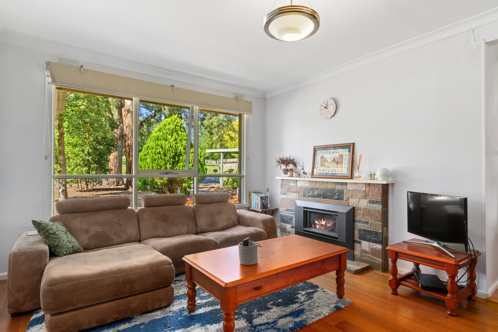 32 Victoria Road, Bayswater, VIC 3153, Bayswater - Thumbnail 2