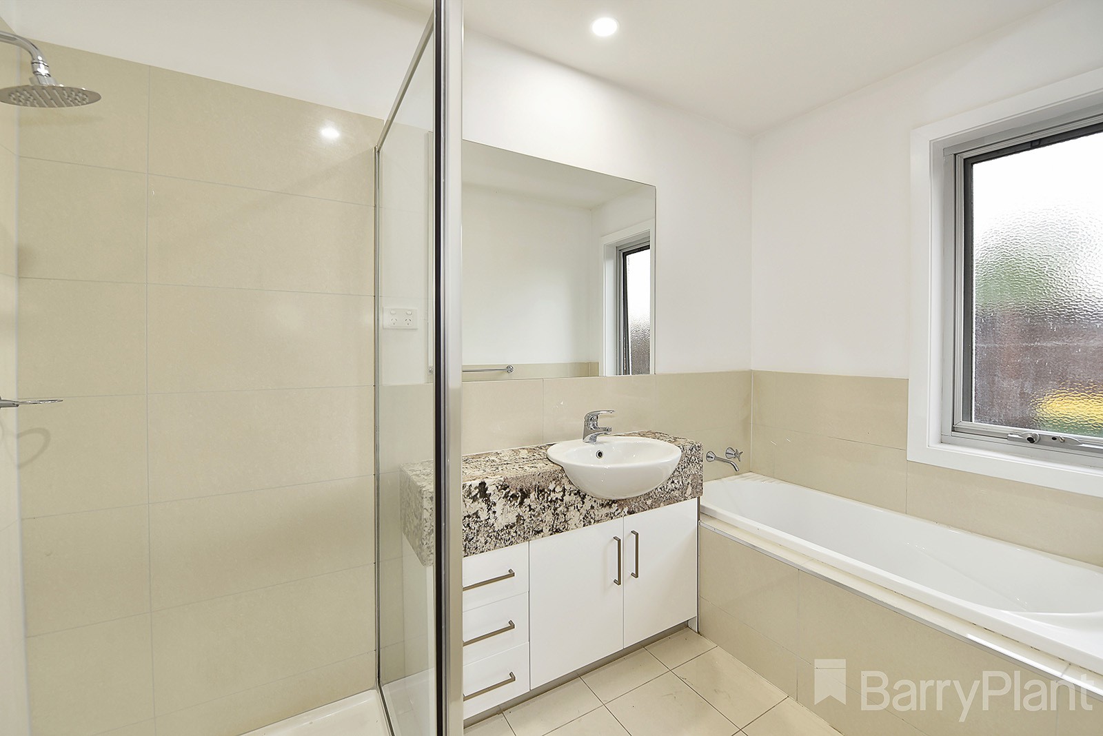 32 Victoria Street, Preston, VIC 3072, Preston - Thumbnail 3