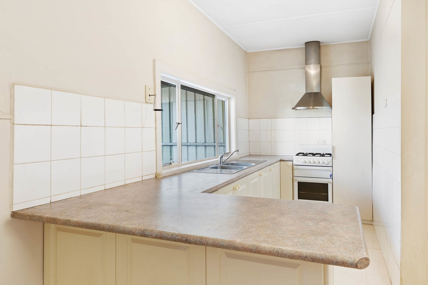 32 View Street, St Albans, VIC 3021, St Albans - Thumbnail 4