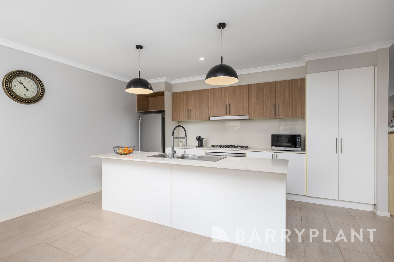 320 Boardwalk Boulevard, Point Cook, VIC 3030, Point Cook - Thumbnail 2