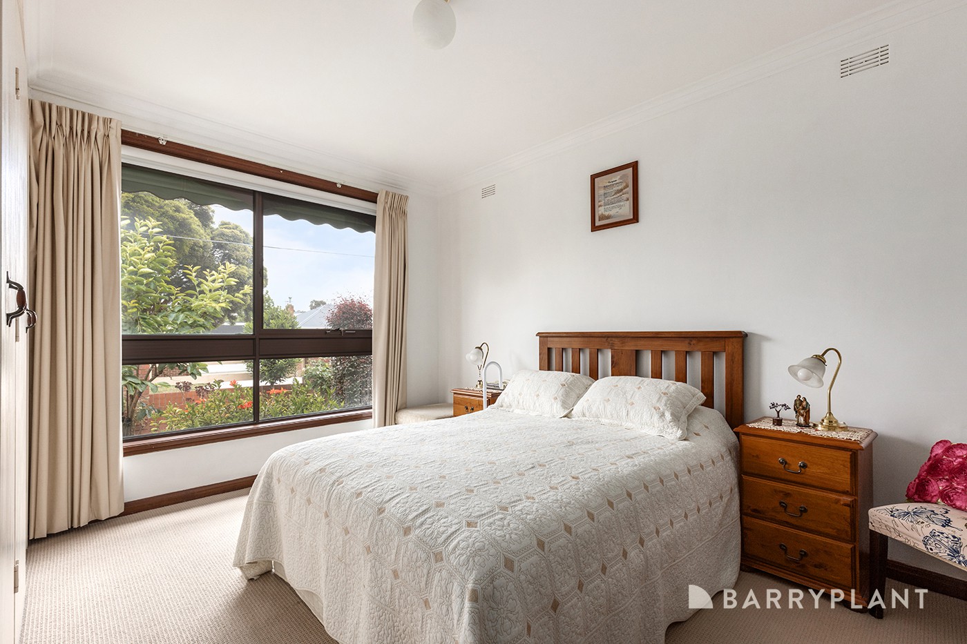320 Rossmoyne Street, Thornbury, VIC 3071, Thornbury - Thumbnail 3