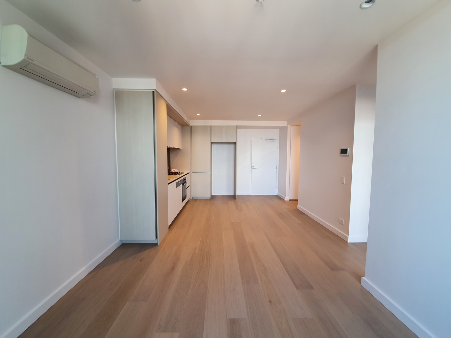 3210/628 FLINDERS Street, Docklands, VIC 3008, Docklands - Thumbnail 4