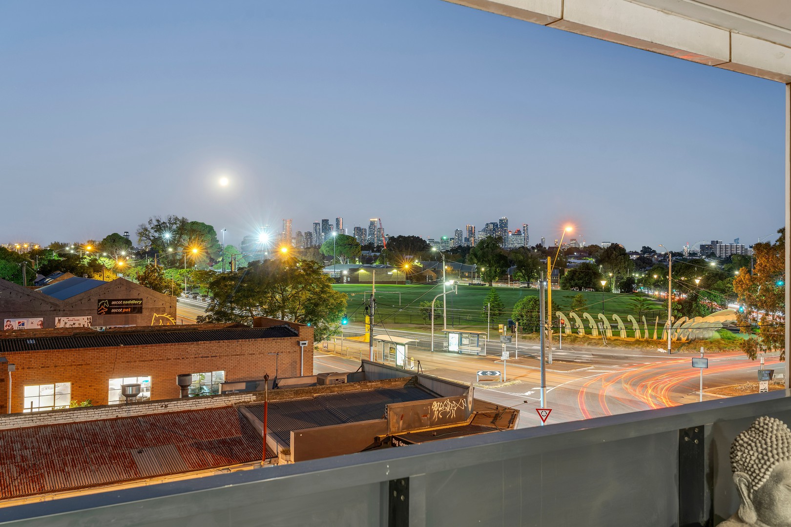 323/1 Ascot Vale Road, Flemington, VIC 3031 - Thumbnail 2 - 15/05/2025