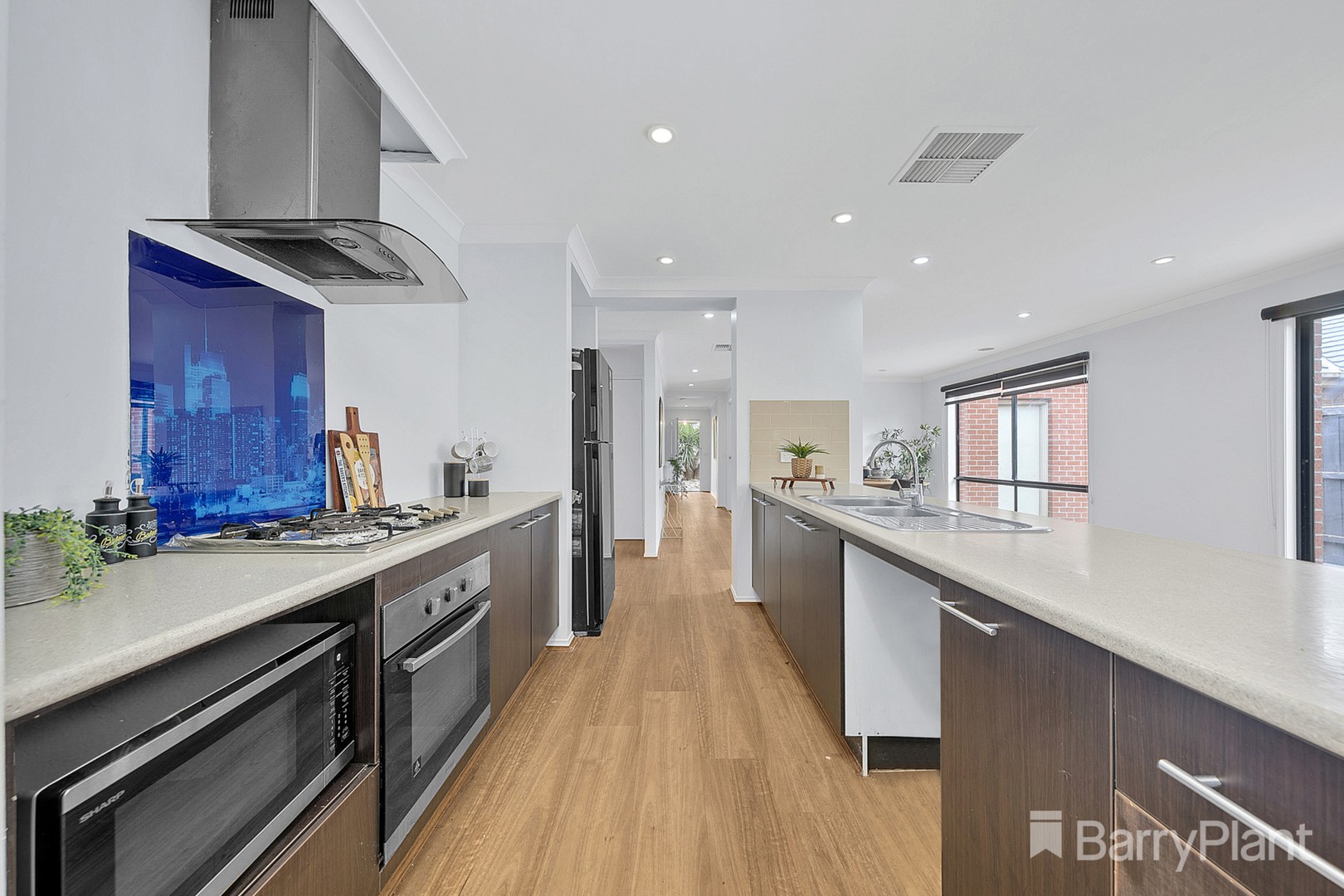 324 The Lakes Boulevard, South Morang, VIC 3752, South Morang - Thumbnail 4