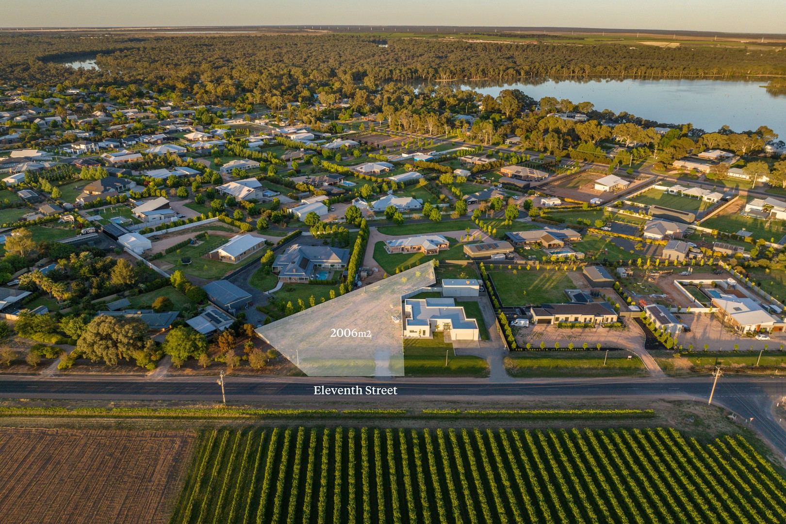 3246 Eleventh StreetNichols Point, VIC 3501, Nichols Point - Thumbnail 2