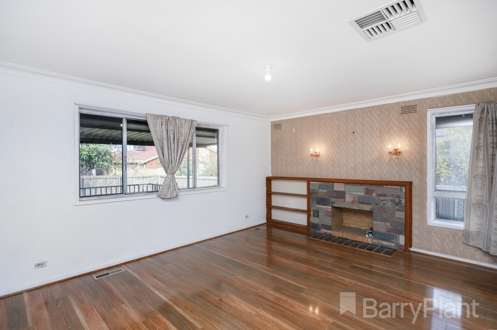 328  Milleara  Road, Avondale Heights, VIC 3034, Avondale Heights - Thumbnail 3