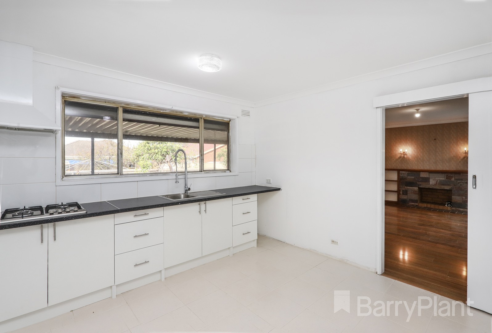 328  Milleara  Road, Avondale Heights, VIC 3034, Avondale Heights - Thumbnail 5