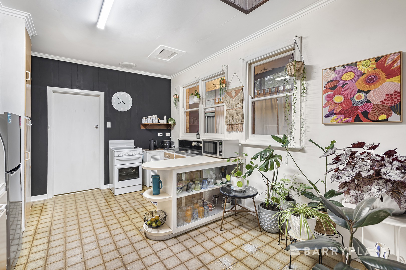 328 Warburton Highway, Wandin North, VIC 3139, Wandin North - Thumbnail 4