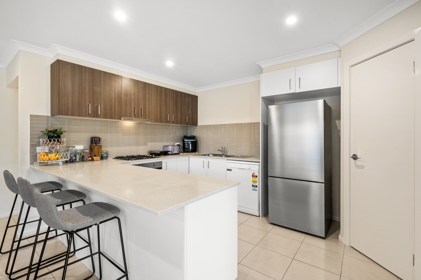 329 Charlemont Road, Armstrong Creek, VIC 3217 - Thumbnail 2 - 18/06/2024