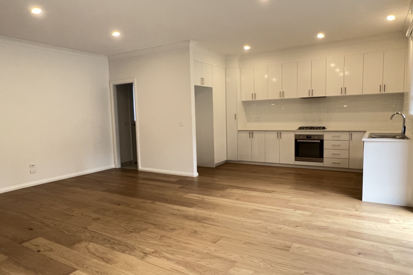 32B The Fairway, Kingsbury, VIC 3083, Kingsbury - Thumbnail 2