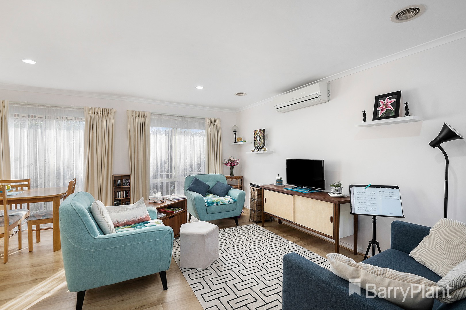 33/2 Spray Street, Frankston, VIC 3199, Frankston - Thumbnail 2