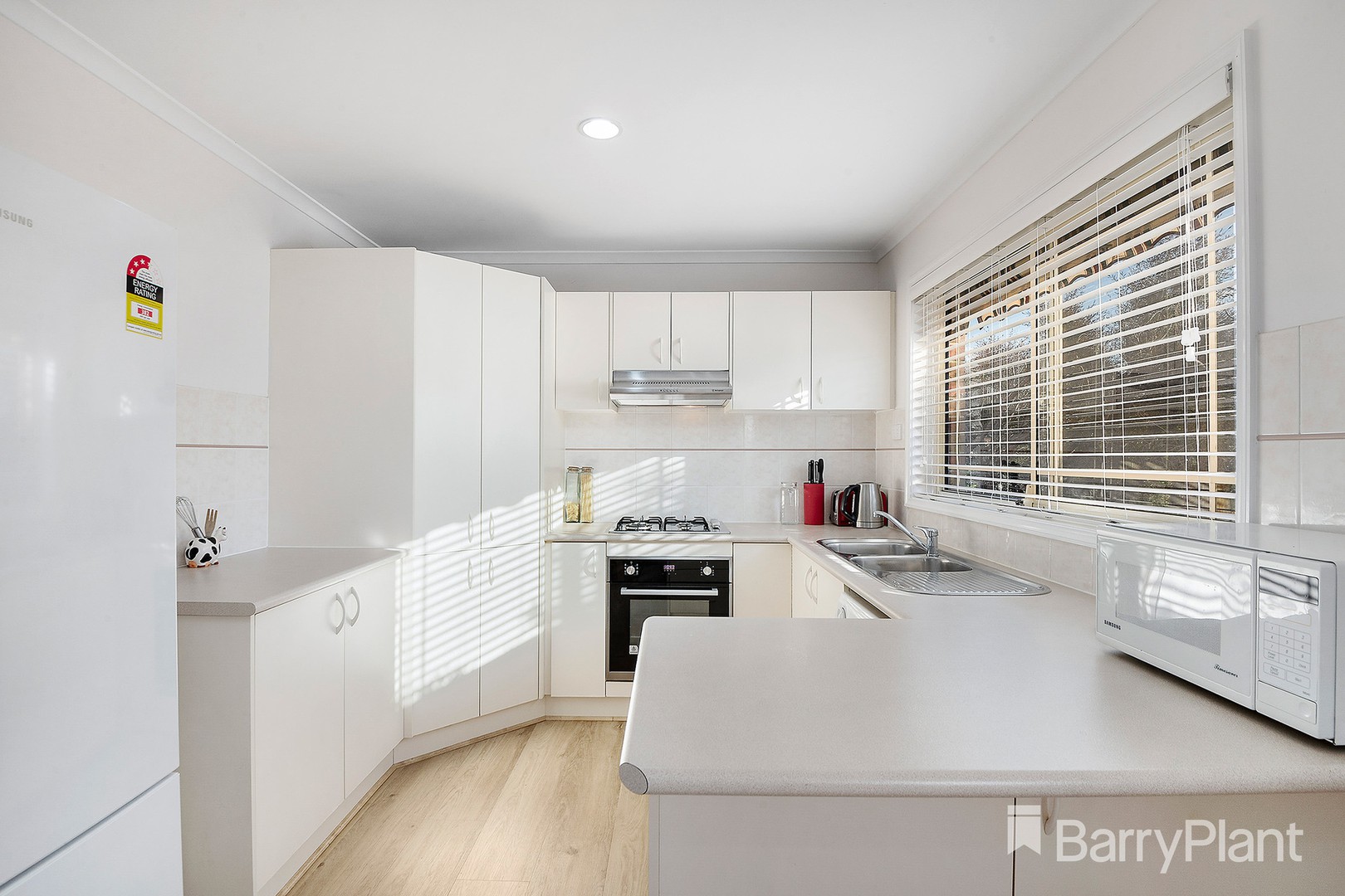 33/2 Spray Street, Frankston, VIC 3199, Frankston - Thumbnail 4