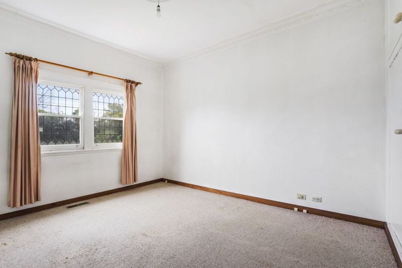 33 Acacia Street, Box Hill, VIC 3128, Box Hill - Thumbnail 7