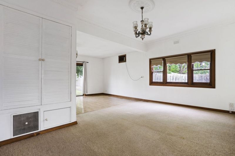 33 Acacia Street, Box Hill, VIC 3128, Box Hill - Thumbnail 8
