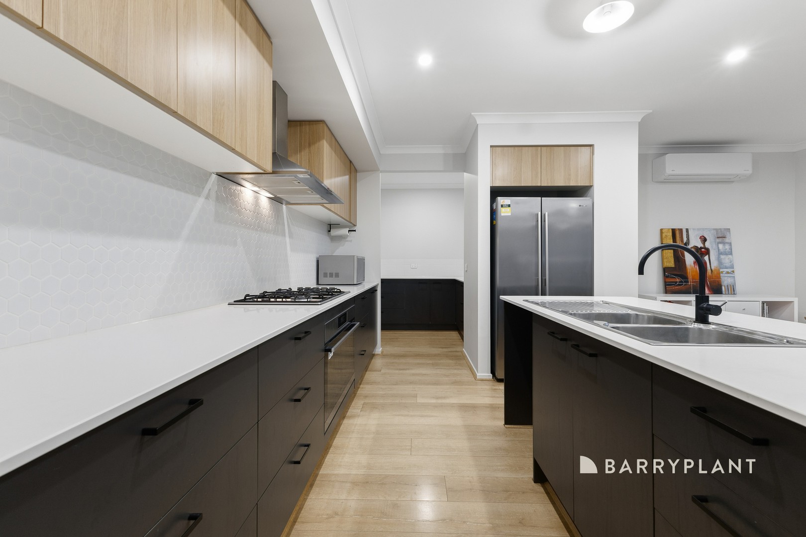 33 Banyalla Drive, Officer, VIC 3809, Officer - Thumbnail 3