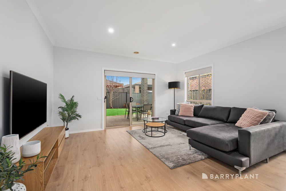 33 Barmah Drive, South Morang, VIC 3752, South Morang - Thumbnail 4