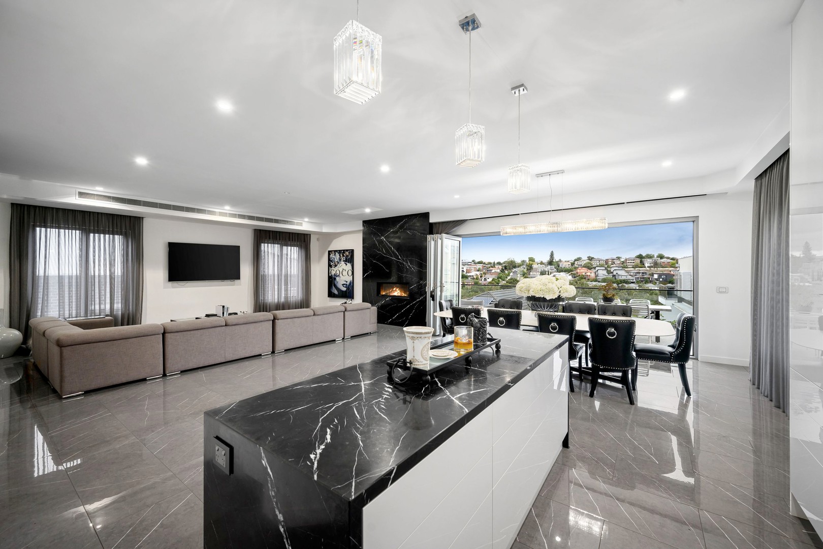 33 Basalt Avenue, Keilor East, VIC 3033, Keilor East - Thumbnail 2