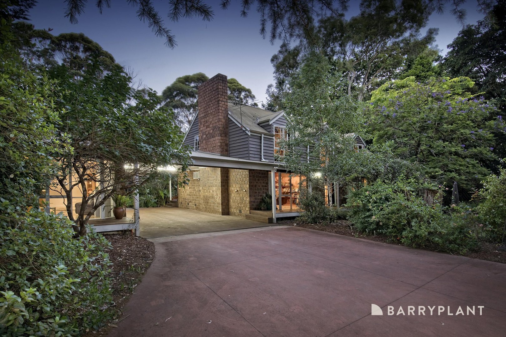 33 Beaconsfield Emerald Road, Emerald, VIC 3782, Emerald - Thumbnail 2