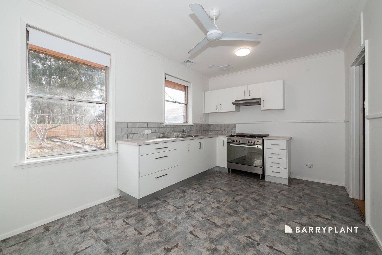 33 Benalla Street, Dallas, VIC 3047, Dallas - Thumbnail 4
