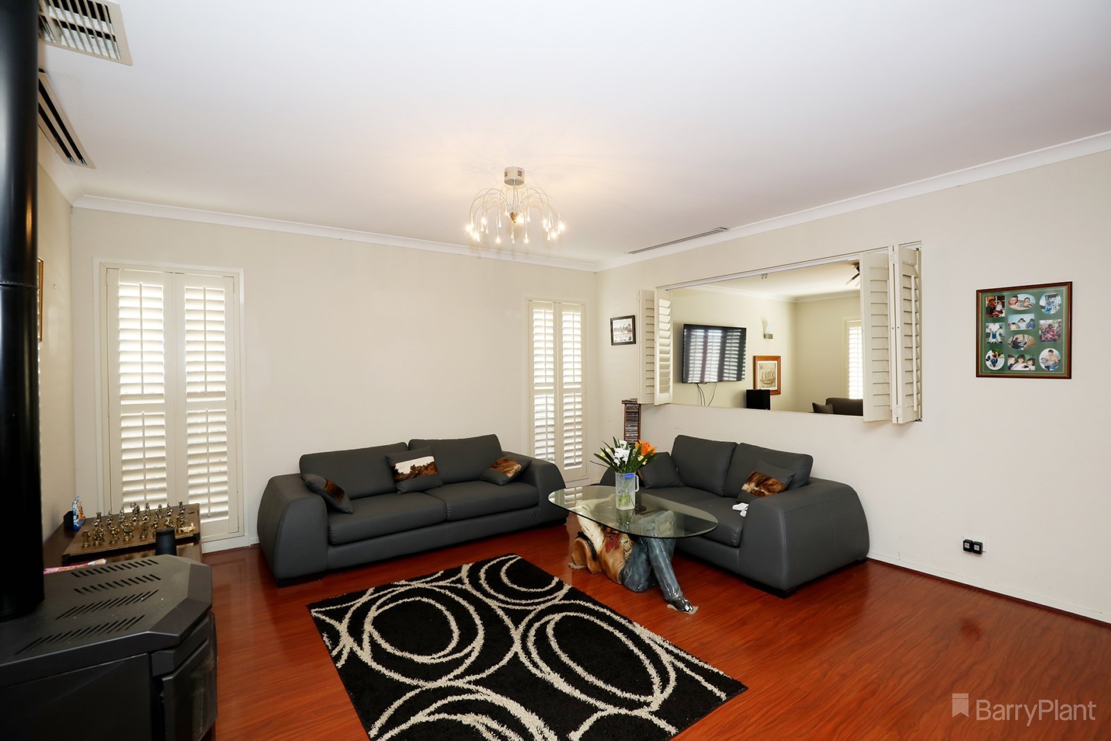 33 Bohemia Crescent, Pakenham, VIC 3810, Pakenham - Thumbnail 3
