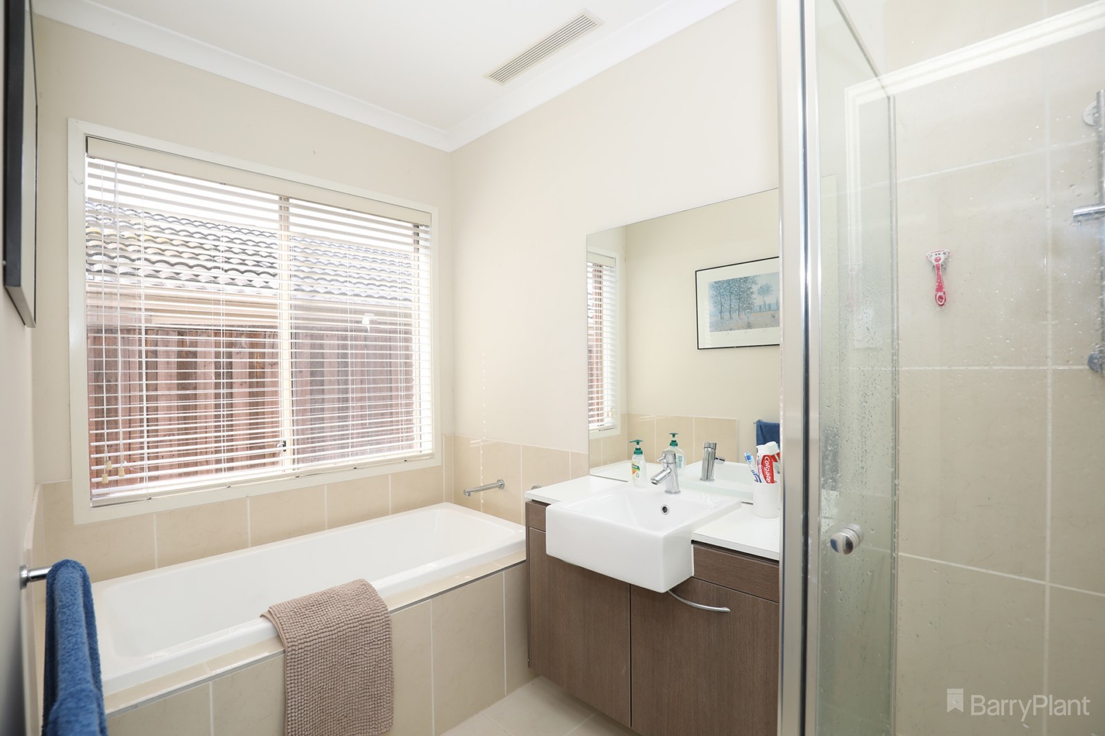 33 Bohemia Crescent, Pakenham, VIC 3810, Pakenham - Thumbnail 6