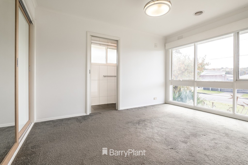 33 Brassey Avenue, Highton, VIC 3216, Highton - Thumbnail 5