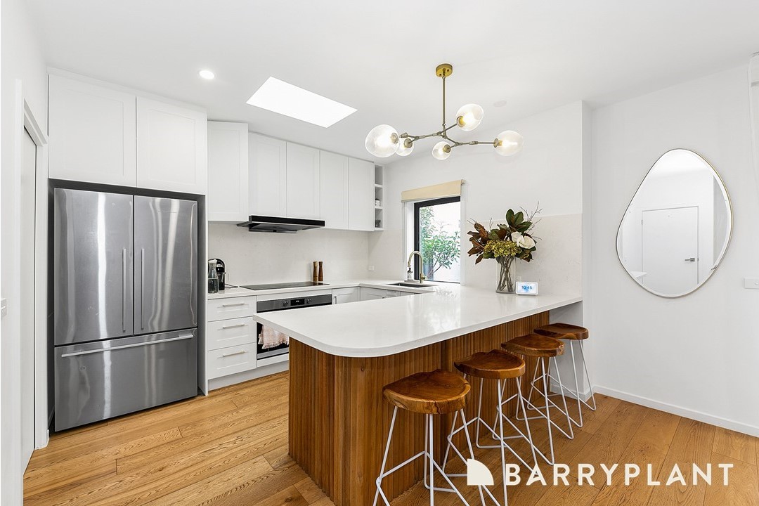 33 Byron Street, Box Hill South, VIC 3128, Box Hill South - Thumbnail 3