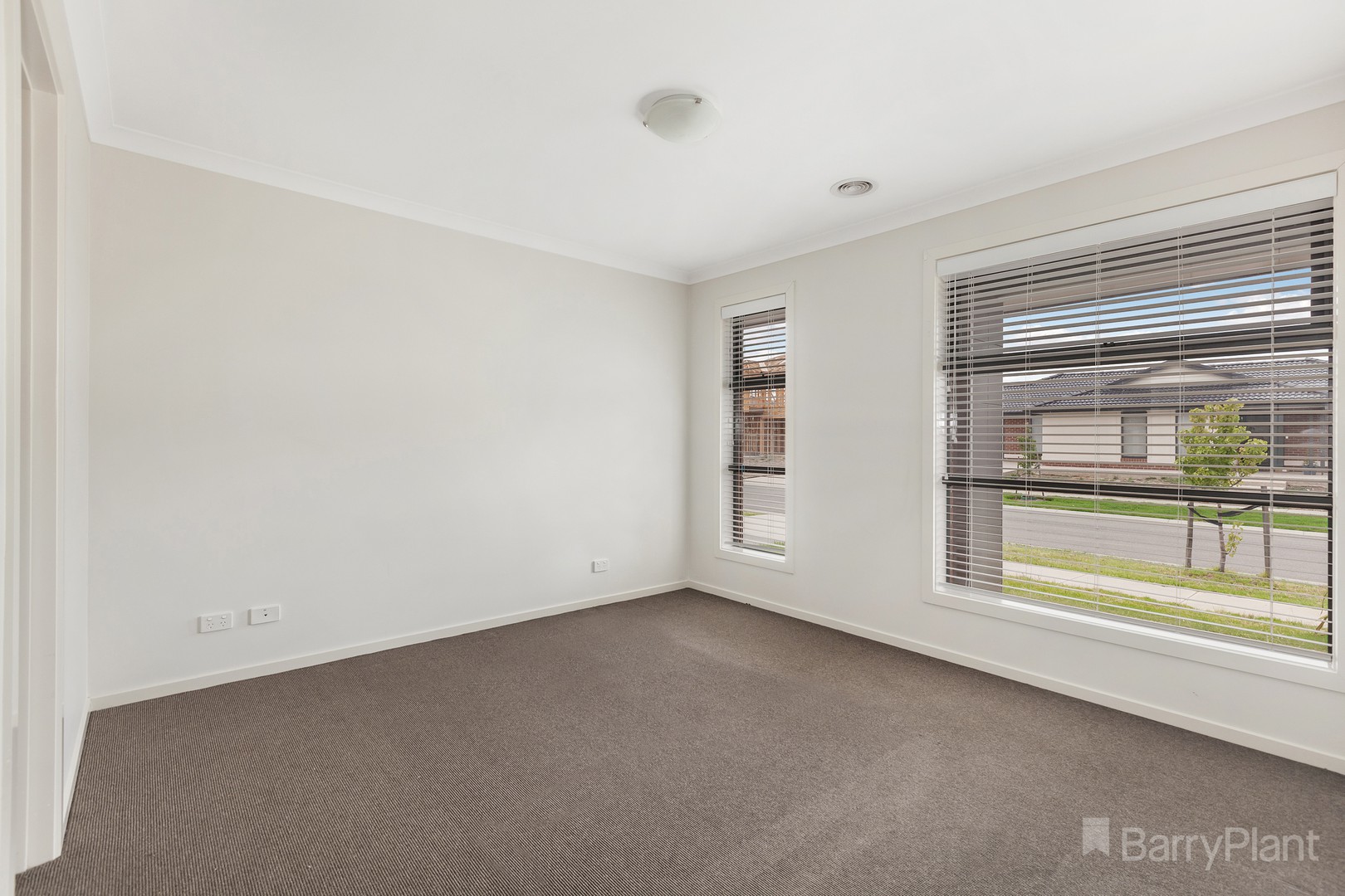33 Cascade Drive, Beveridge, VIC 3753, Beveridge - Thumbnail 5