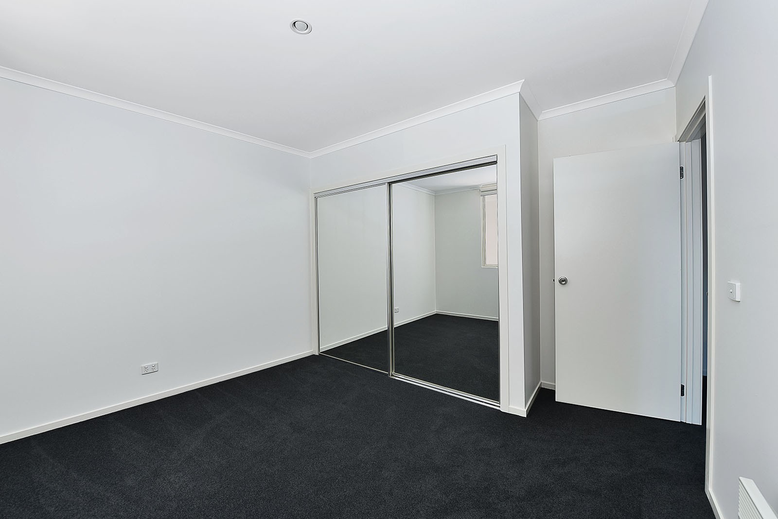 33 Cavalry Circuit, Maribyrnong, VIC 3032, Maribyrnong - Thumbnail 4