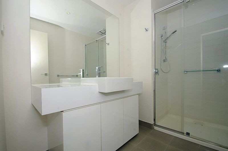 33 Central Park Walk, Cheltenham, VIC 3192, Cheltenham - Thumbnail 7