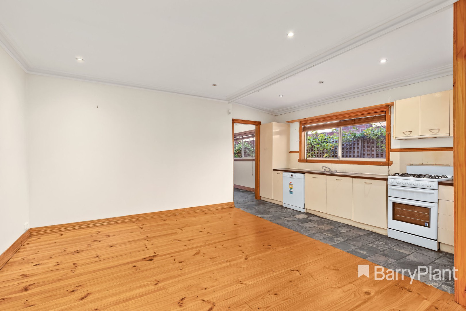33 Charles Street, Brunswick, VIC 3056, Brunswick - Thumbnail 3