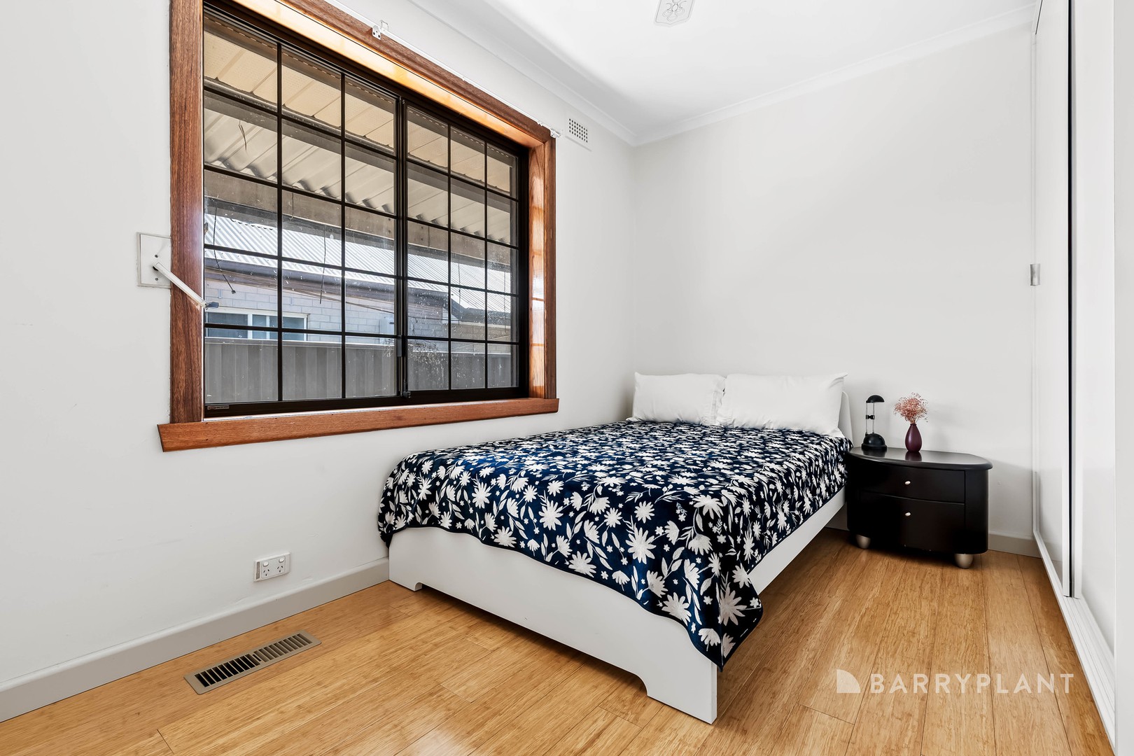 33 Charlton Crescent, Reservoir, VIC 3073, Reservoir - Thumbnail 6