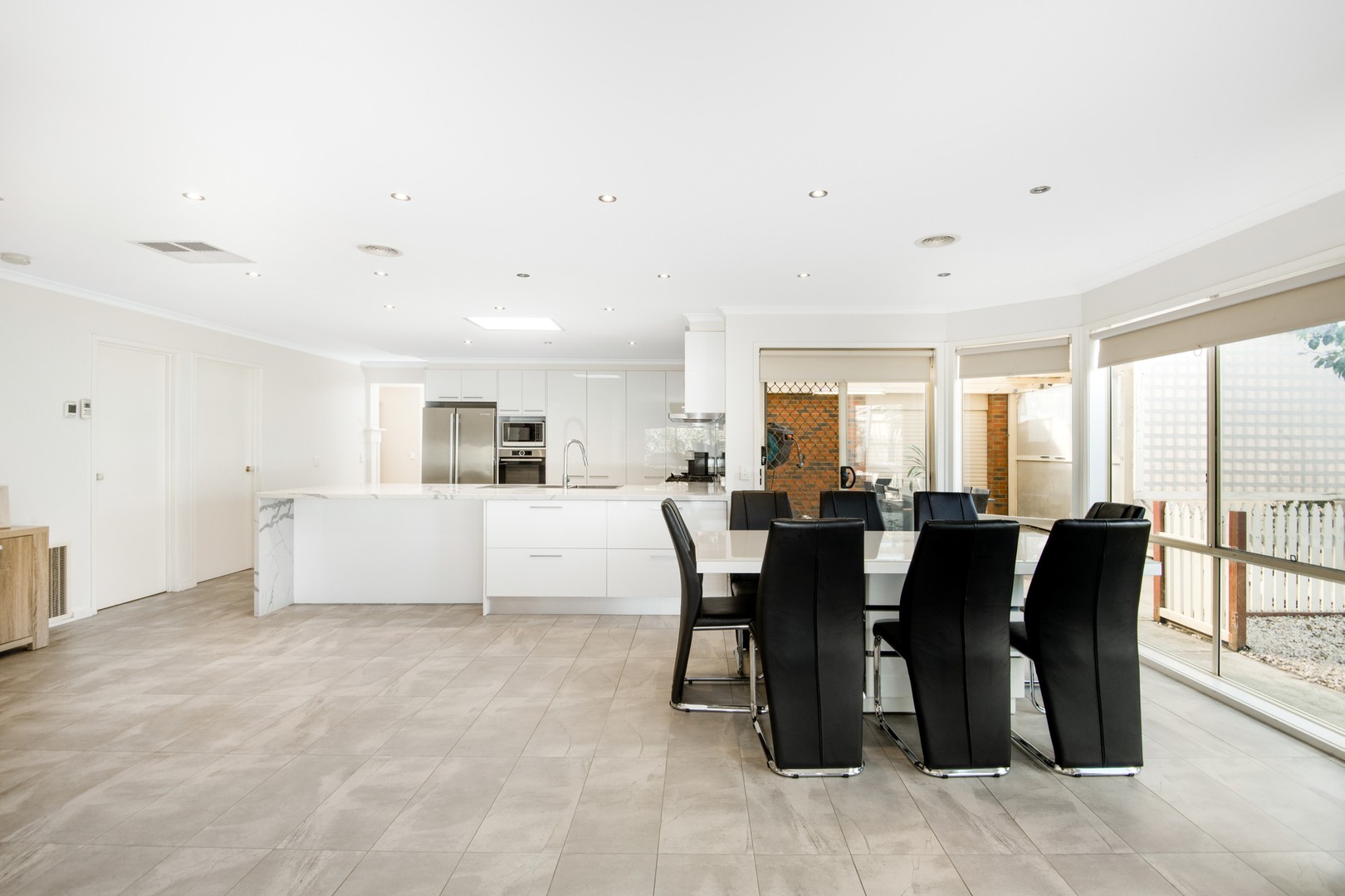 33 Coakley Crescent, Lovely Banks, VIC 3213, Lovely Banks - Thumbnail 3