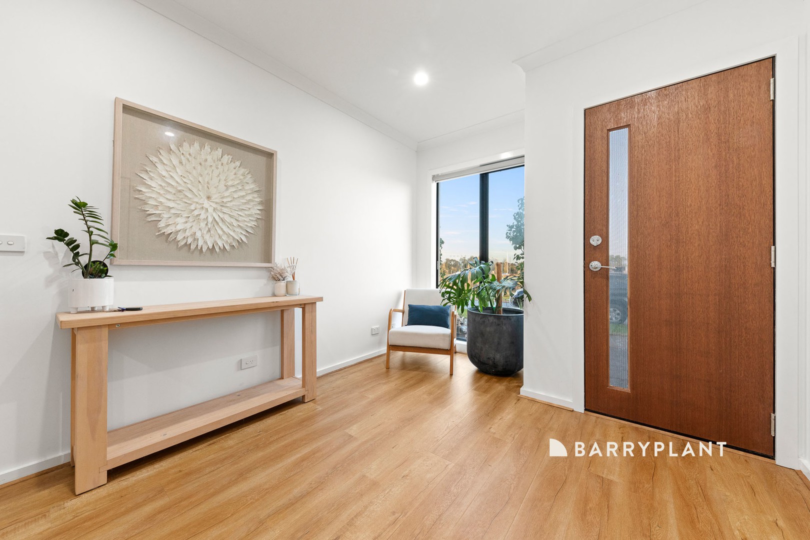 33 Cotswold Crescent, Officer, VIC 3809 - Thumbnail 2 - 21/05/2024