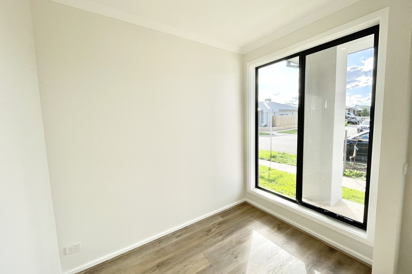 33 Curtin Drive, Deanside, VIC 3336 - Thumbnail 2 - 17/09/2026