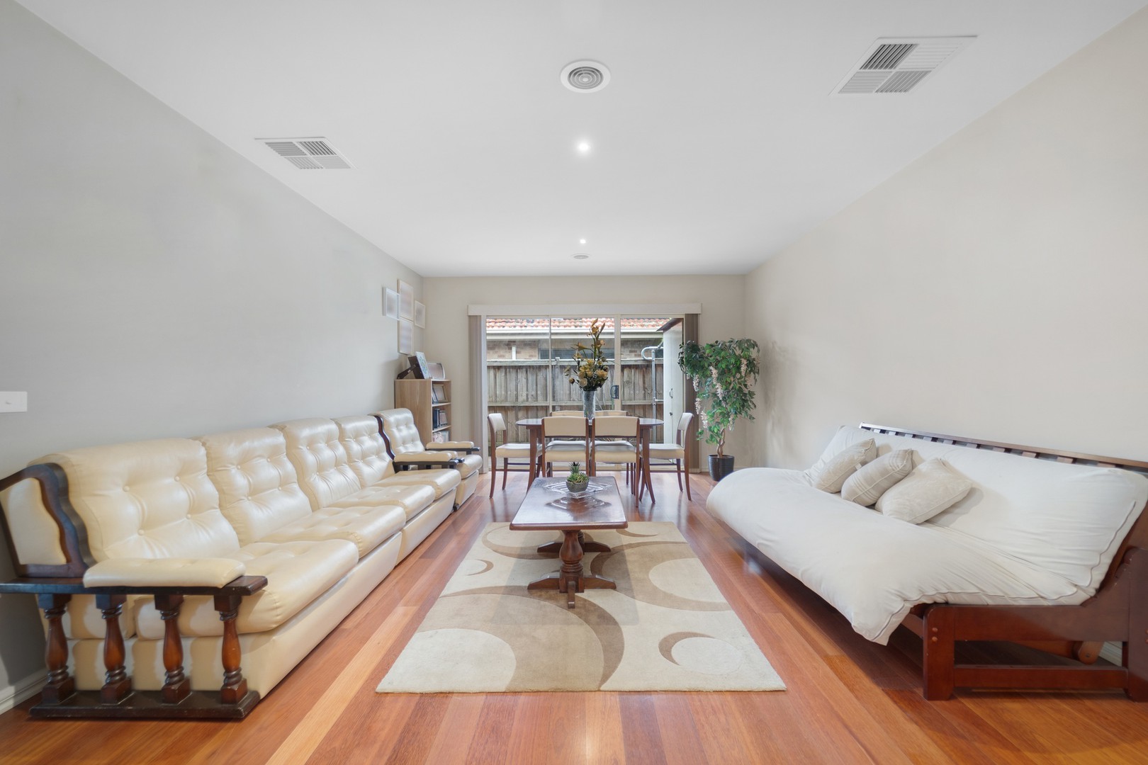 33 Daffodil Way, Point Cook, VIC 3030 - Thumbnail 2 - 14/08/2025