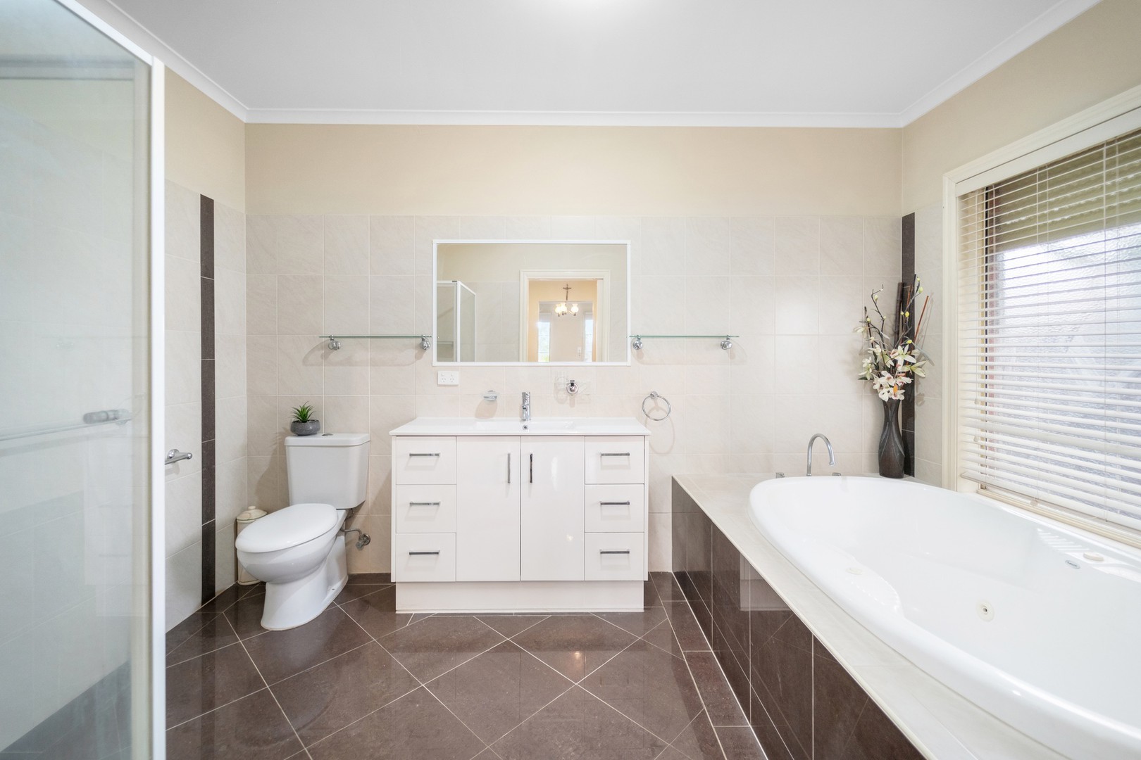 33 Daffodil Way, Point Cook, VIC 3030, Point Cook - Thumbnail 5