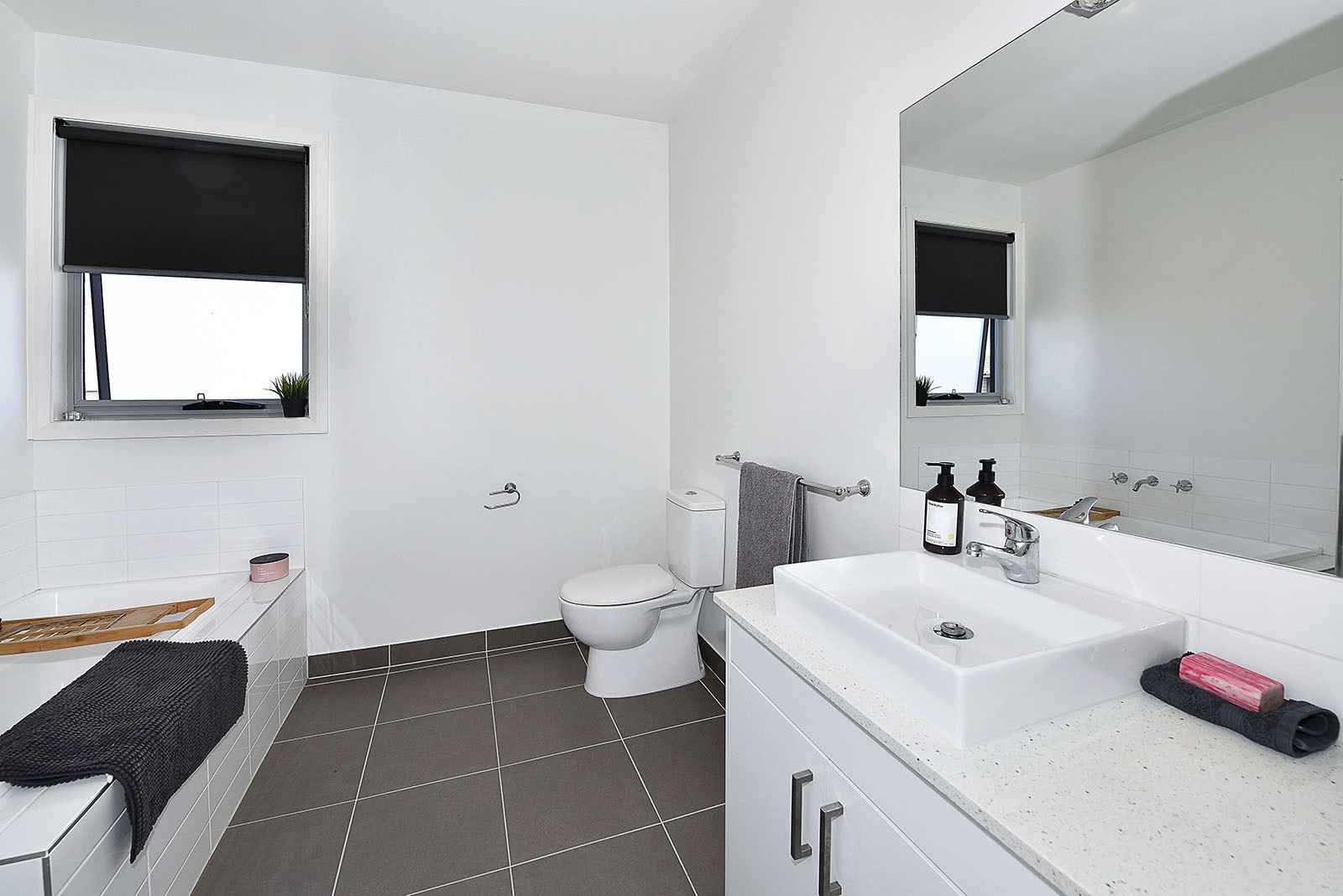 33 Dinah Parade, Keilor East, VIC 3033, Keilor East - Thumbnail 5