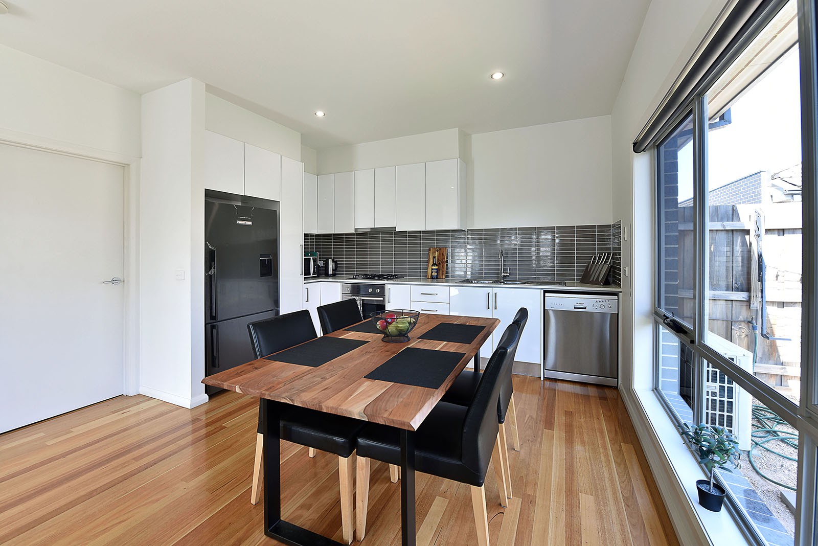 33 Dinah Parade, Keilor East, VIC 3033, Keilor East - Thumbnail 3