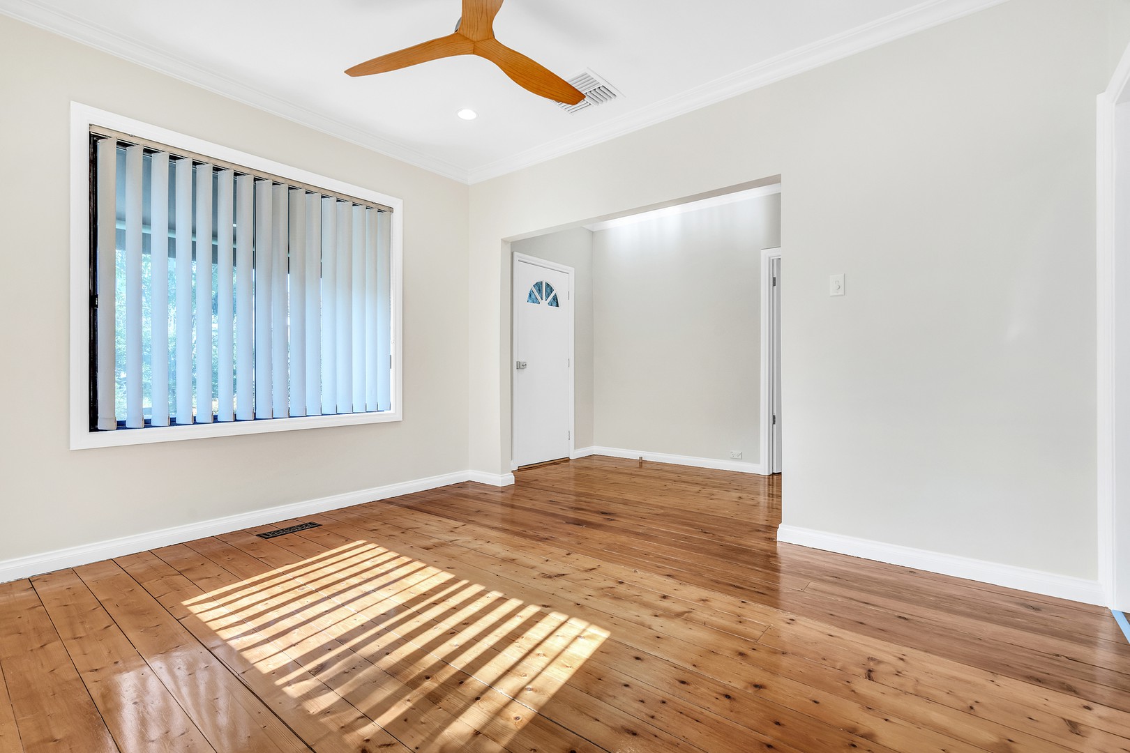 33 Dorrington AvenueReservoir, VIC 3073, Reservoir - Thumbnail 3