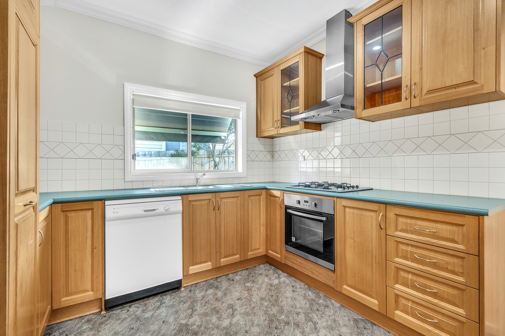 33 Dorrington AvenueReservoir, VIC 3073, Reservoir - Thumbnail 5