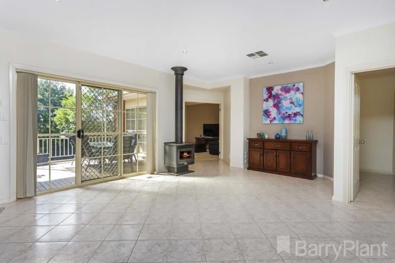 33 Dorset Drive, Greenvale, VIC 3059, Greenvale - Thumbnail 2