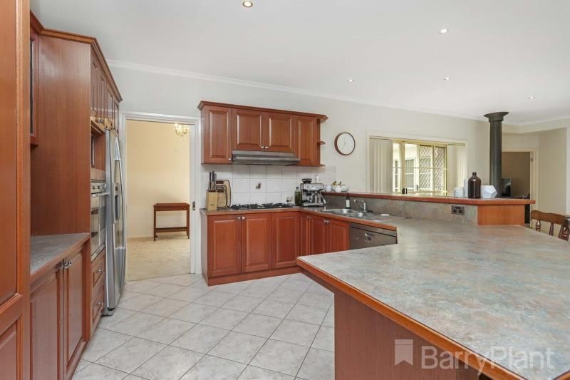 33 Dorset Drive, Greenvale, VIC 3059, Greenvale - Thumbnail 3