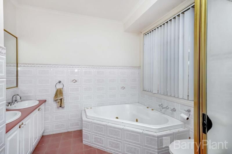 33 Dorset Drive, Greenvale, VIC 3059, Greenvale - Thumbnail 7