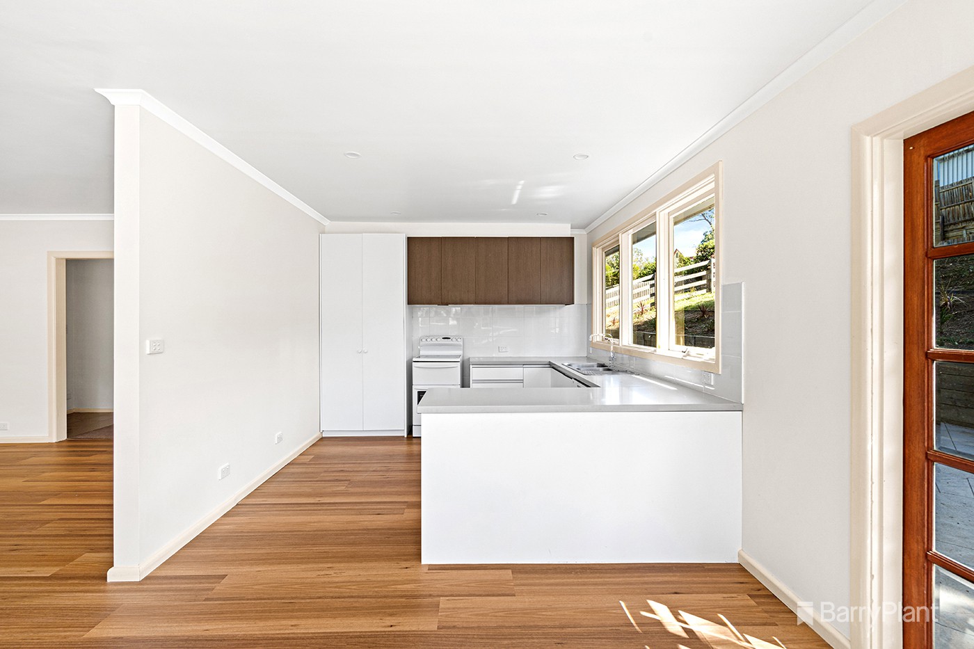 33 Drummond Road, Seville, VIC 3139, Seville - Thumbnail 2