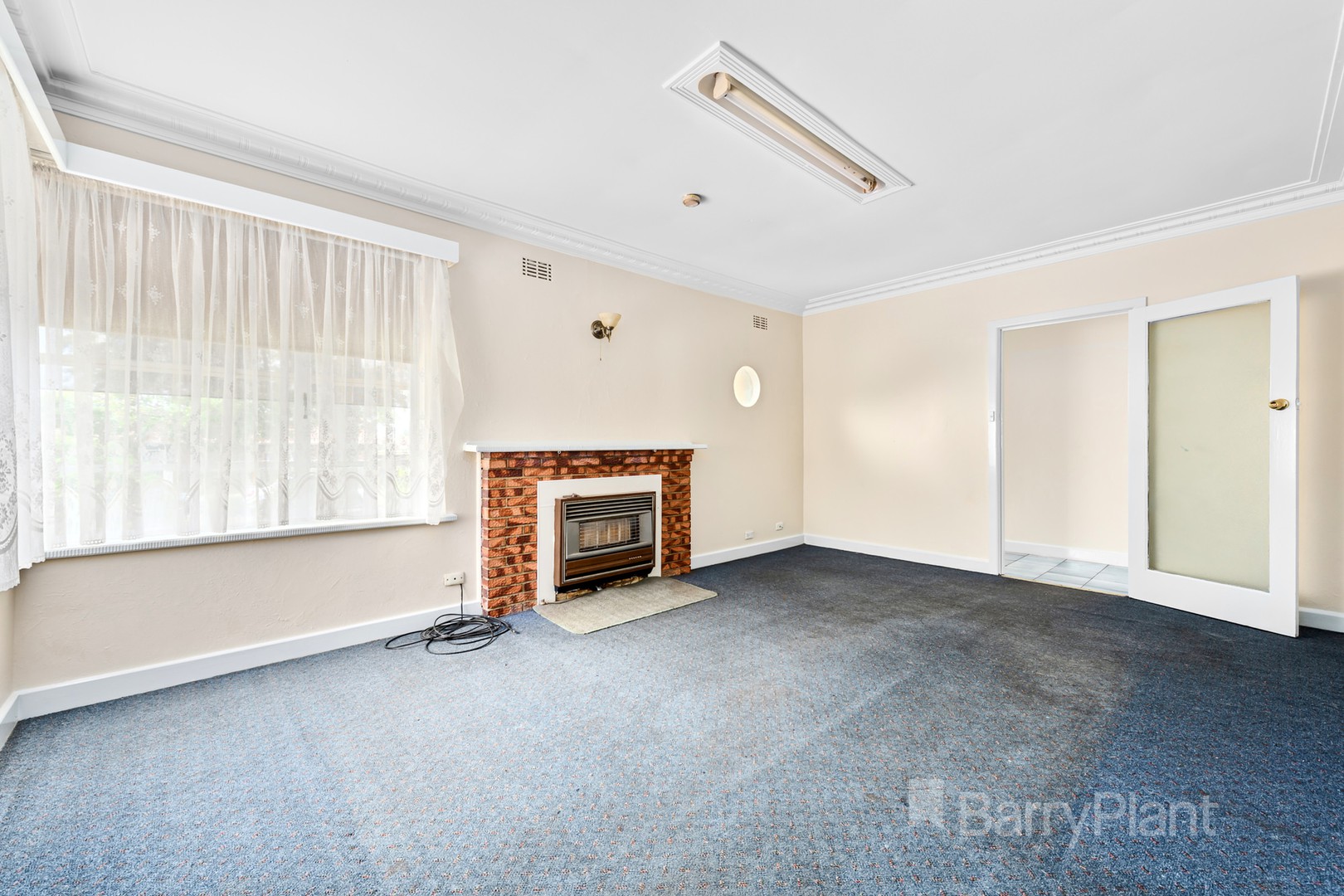 33 Dunblane Road, Noble Park, VIC 3174 - Thumbnail 2 - 26/11/2021